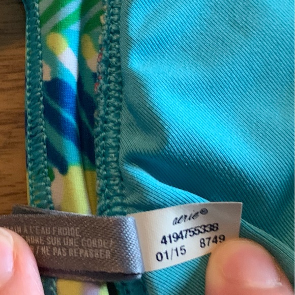 Aerie 🐠 Tropical 🦜Halter Bikini Top - Picture 7 of 10